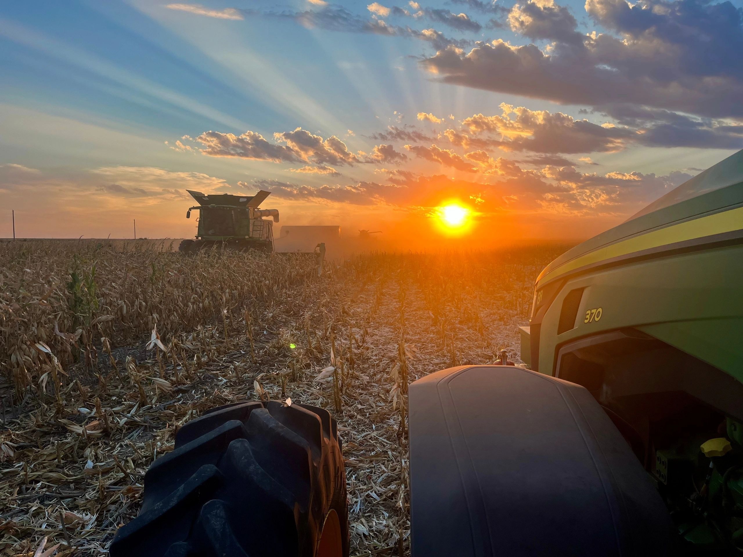 Custom spraying operations in crop field